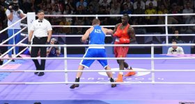 Azerbaijani boxer throws in towel at Olympic Games (PHOTO)