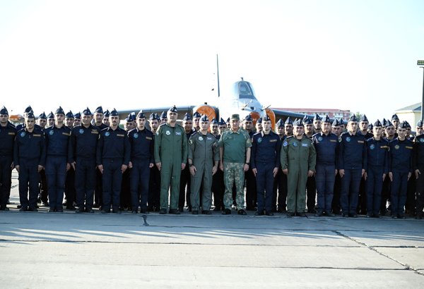 Azerbaijan's chief of general staff inspects combat activity of air force units (PHOTO)