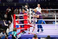 Azerbaijani boxer throws in towel at Paris Olympics (PHOTO)