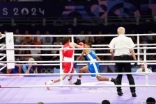 Azerbaijani boxer throws in towel at Paris Olympics (PHOTO)