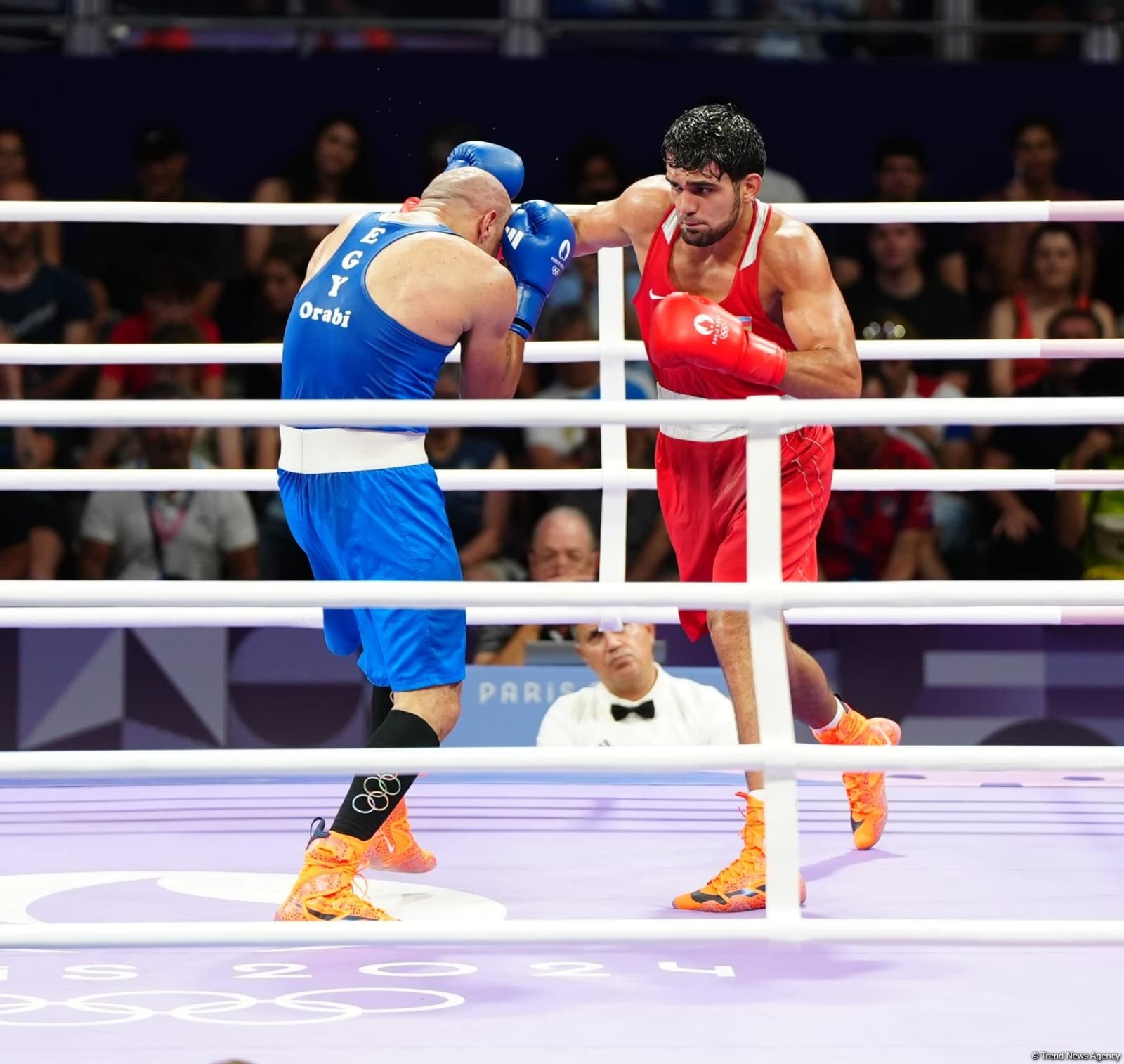 Azerbaijani boxer Murad Allahverdiyev punches his way to 1/4 finals in Paris (PHOTO)