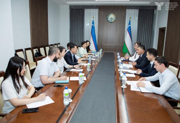 Uzbekistan, Korean Eximbank talk high-speed electric train deliveries