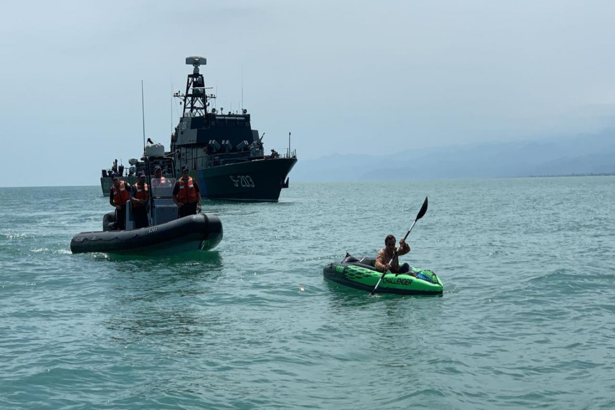Azerbaijan catches Iraqi citizen red-handed attempting to cross border by sea (PHOTO)