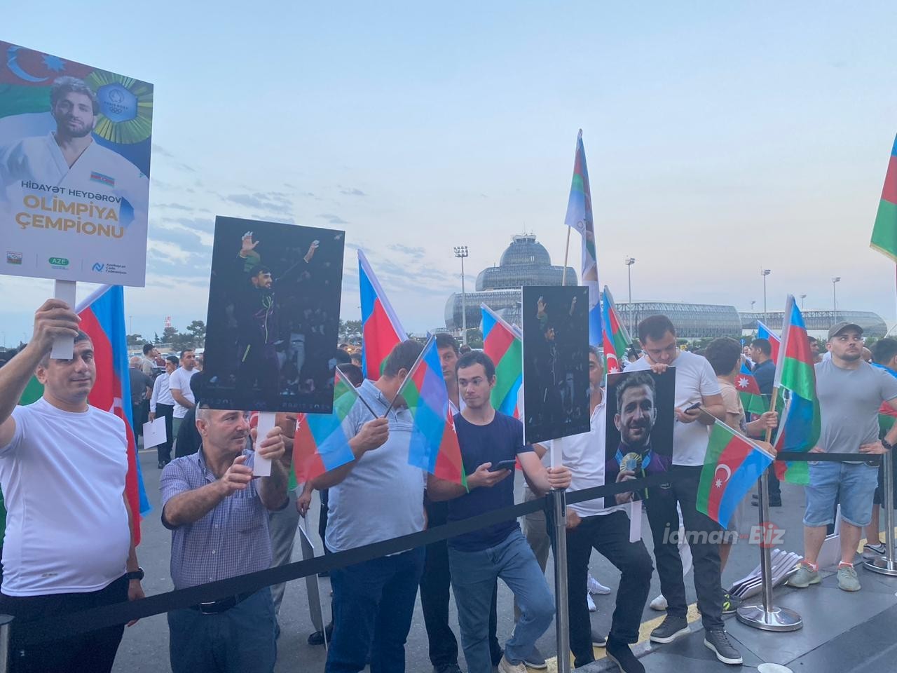 Азербайджанские дзюдоисты, завоевавшие "золото" Олимпиады, вернулись на Родину (ФОТО)