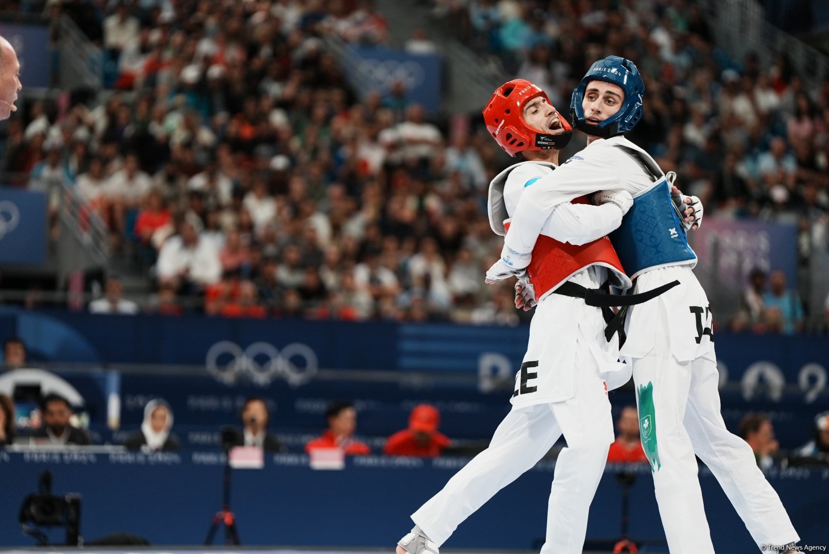 Azerbaijani taekwondo athlete kicks it up notch getting to 1/4 finals in Paris (PHOTO)