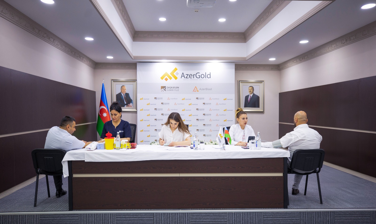 В ЗАО «AzerGold» состоялась очередная акция по сдаче крови (ФОТО)