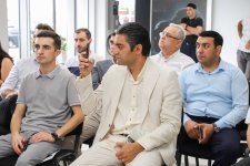 Автомобиль высокого класса Avatr официально в Азербайджане! (ФОТО)