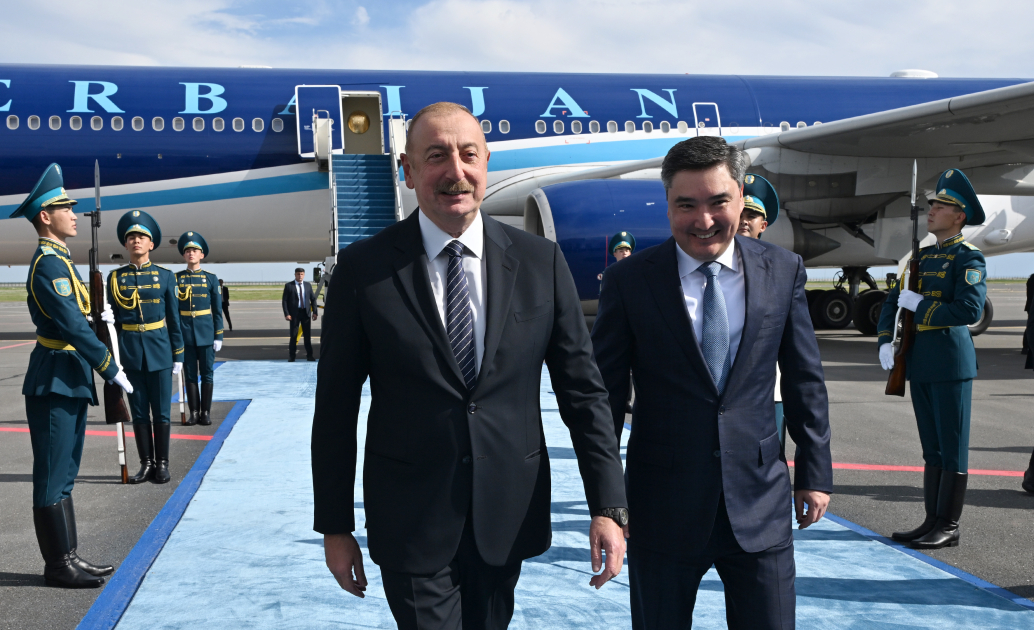 Президент Ильхам Алиев прибыл с визитом в Казахстан (ФОТО/ВИДЕО)
