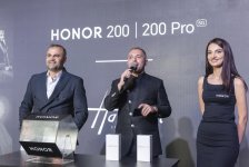В Азербайджане начались продажи флагманских смартфонов HONOR 200 и HONOR 200 Pro (ФОТО/ВИДЕО)
