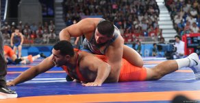 Азербайджанский борец Георгий Мешвилдишвили вышел в 1/4 финала на Олимпийских играх в Париже (ФОТО)