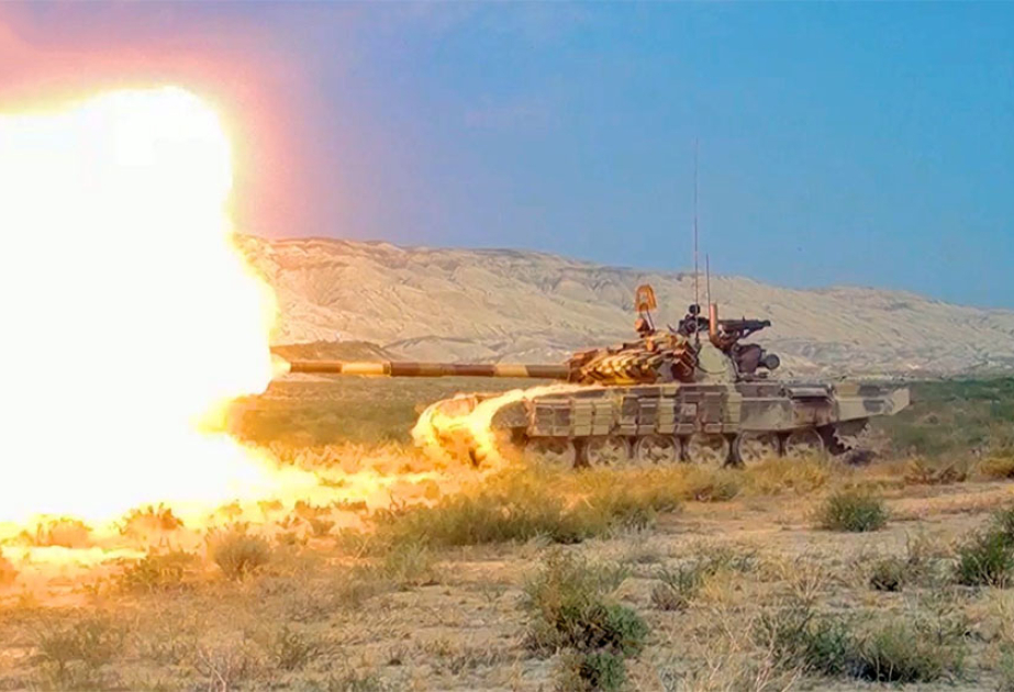 Azerbaijani Defense Ministry presents weekly review (VIDEO)