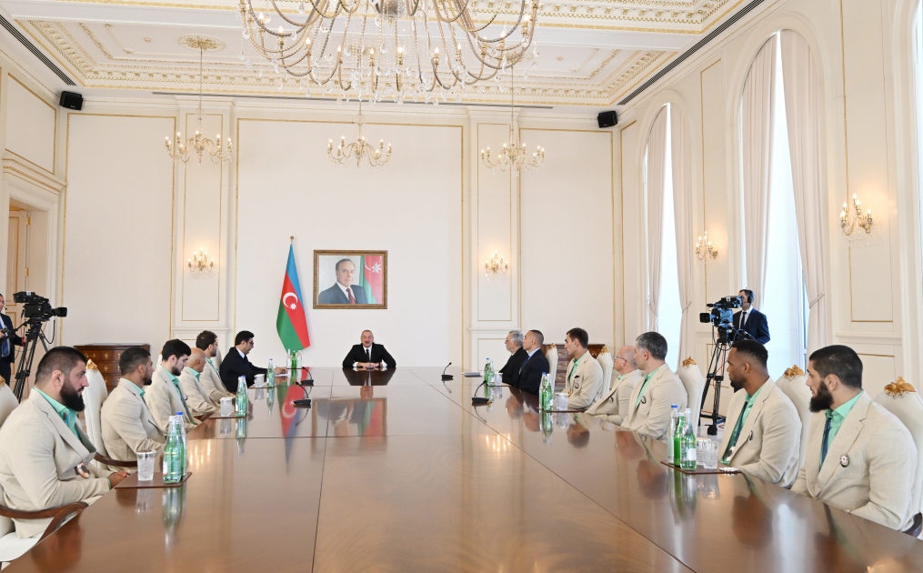 President Ilham Aliyev receives Paris Summer Olympics' Azerbaijani medalists and coaches (PHOTO/VIDEO)