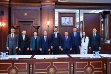 Делегация Сената парламента Казахстана побывала в Милли Меджлисе (ФОТО)