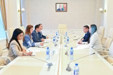 Делегация Сената парламента Казахстана побывала в Милли Меджлисе (ФОТО)