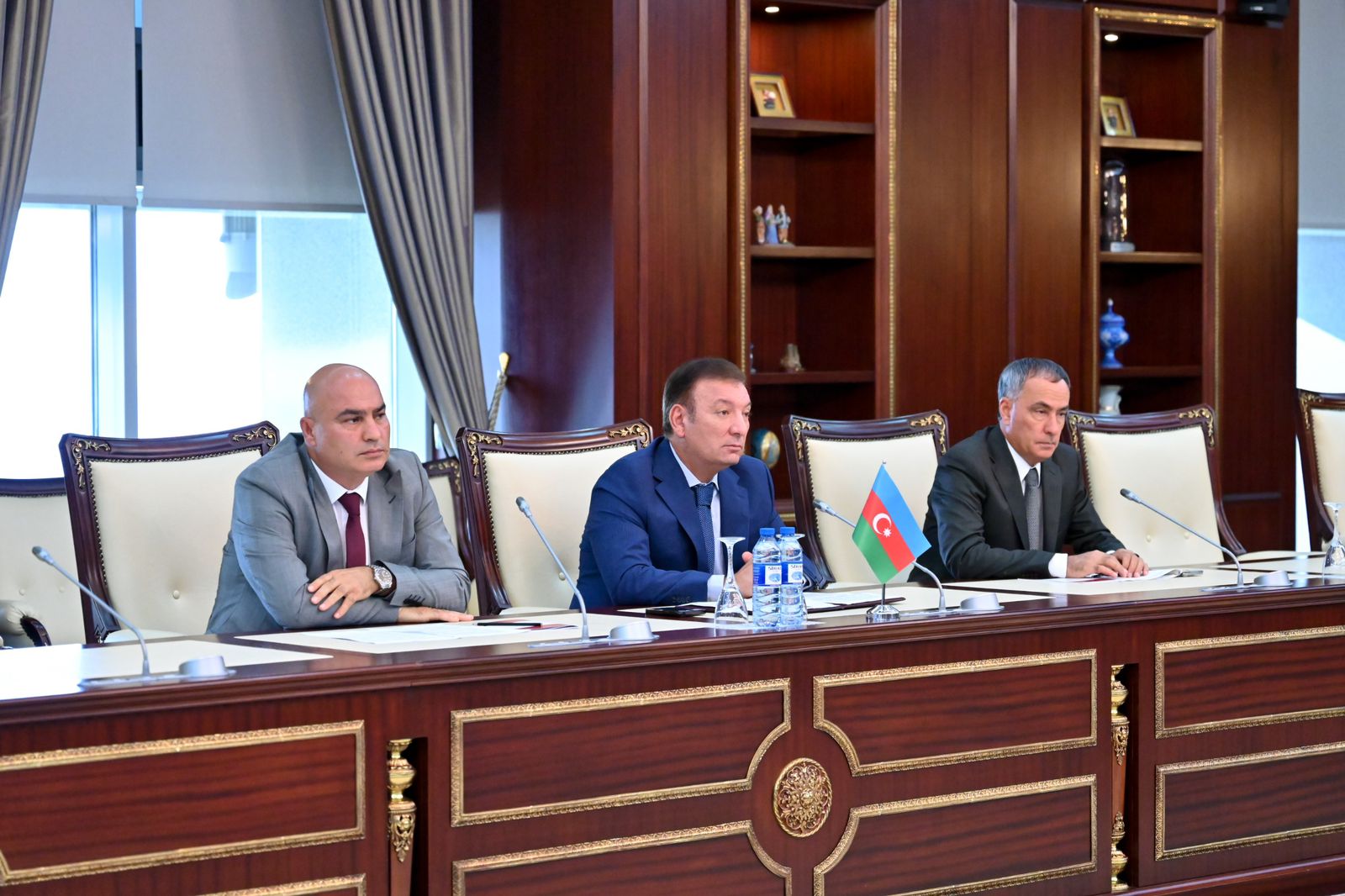 Делегация Сената парламента Казахстана побывала в Милли Меджлисе (ФОТО)