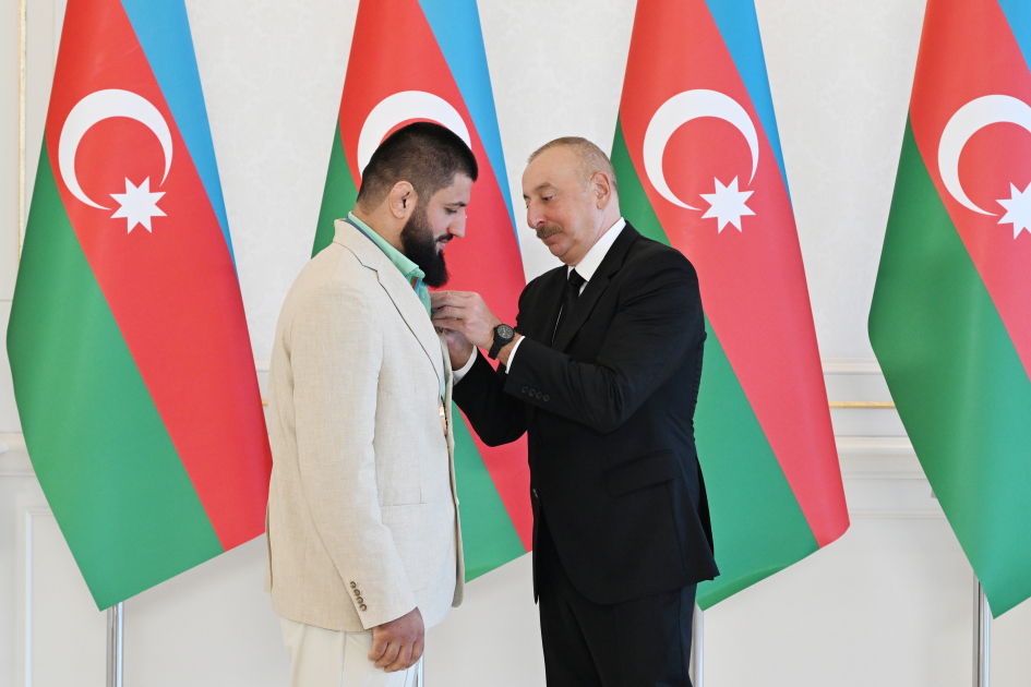 President Ilham Aliyev receives Paris Summer Olympics' Azerbaijani medalists and coaches (PHOTO/VIDEO)