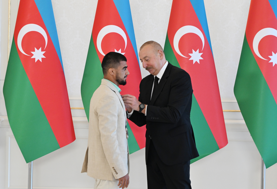 President Ilham Aliyev receives Paris Summer Olympics' Azerbaijani medalists and coaches (PHOTO/VIDEO)