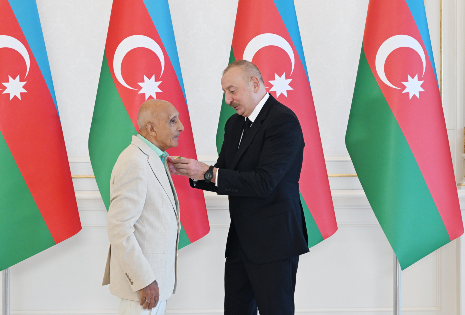 President Ilham Aliyev receives Paris Summer Olympics' Azerbaijani medalists and coaches (PHOTO/VIDEO)