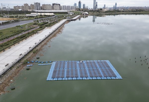 Azerbaijan airs floating solar panel project and its high hopes