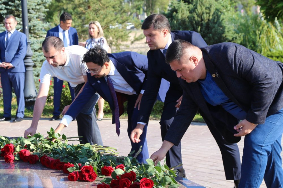 Azerbaijani delegation takes part in IX Caspian Media Forum in Russia's Astrakhan (PHOTO)