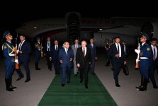 Владимир Путин прибыл в Азербайджан с государственным визитом (ФОТО/ВИДЕО)