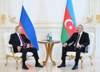 Состоялась встреча Президента Ильхама Алиева с Президентом Владимиром Путиным в узком составе (ФОТО/ВИДЕО)