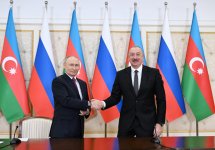 Президент Ильхам Алиев, Президент Владимир Путин выступили с заявлениями для прессы (ФОТО/ВИДЕО)