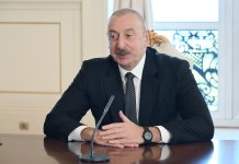 President Ilham Aliyev, President Vladimir Putin hold expanded meeting (PHOTO/VIDEO)