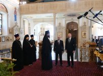 President Ilham Aliyev and President Vladimir Putin visit Holy Myrrhbearers Cathedral in Baku (PHOTO/VIDEO)