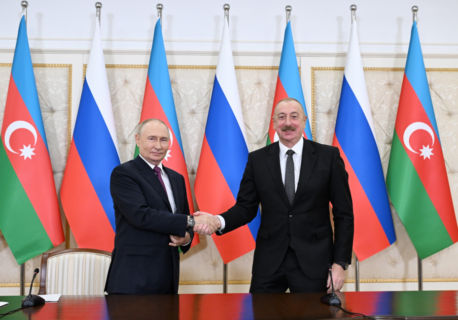 Президент Ильхам Алиев, Президент Владимир Путин выступили с заявлениями для прессы (ФОТО/ВИДЕО)