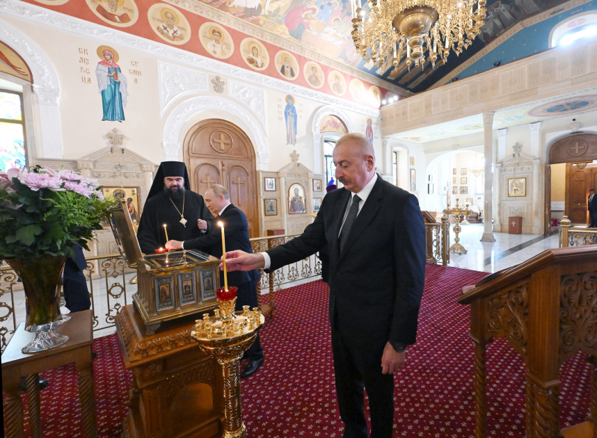 President Ilham Aliyev and President Vladimir Putin visit Holy Myrrhbearers Cathedral in Baku (PHOTO/VIDEO)