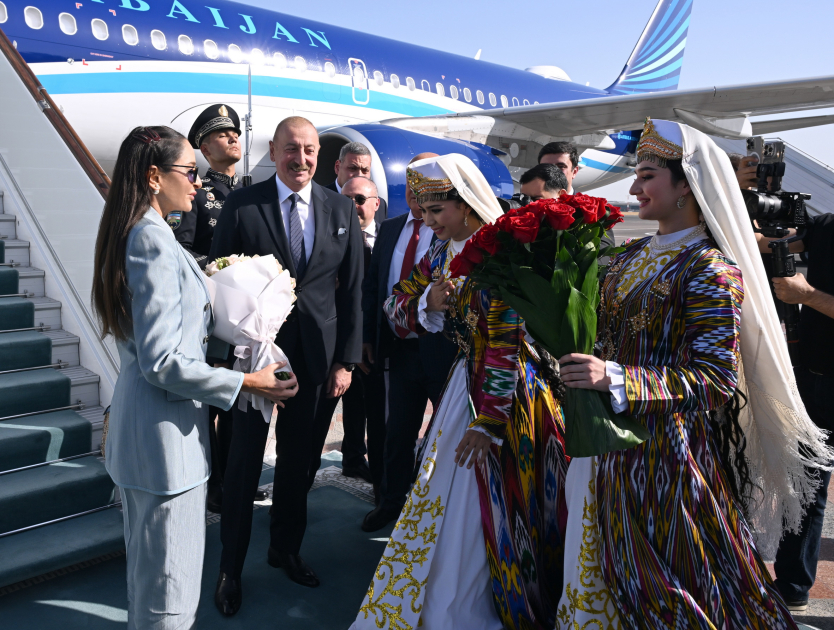 Президент Ильхам Алиев прибыл с государственным визитом в Узбекистан (ФОТО/ВИДЕО)