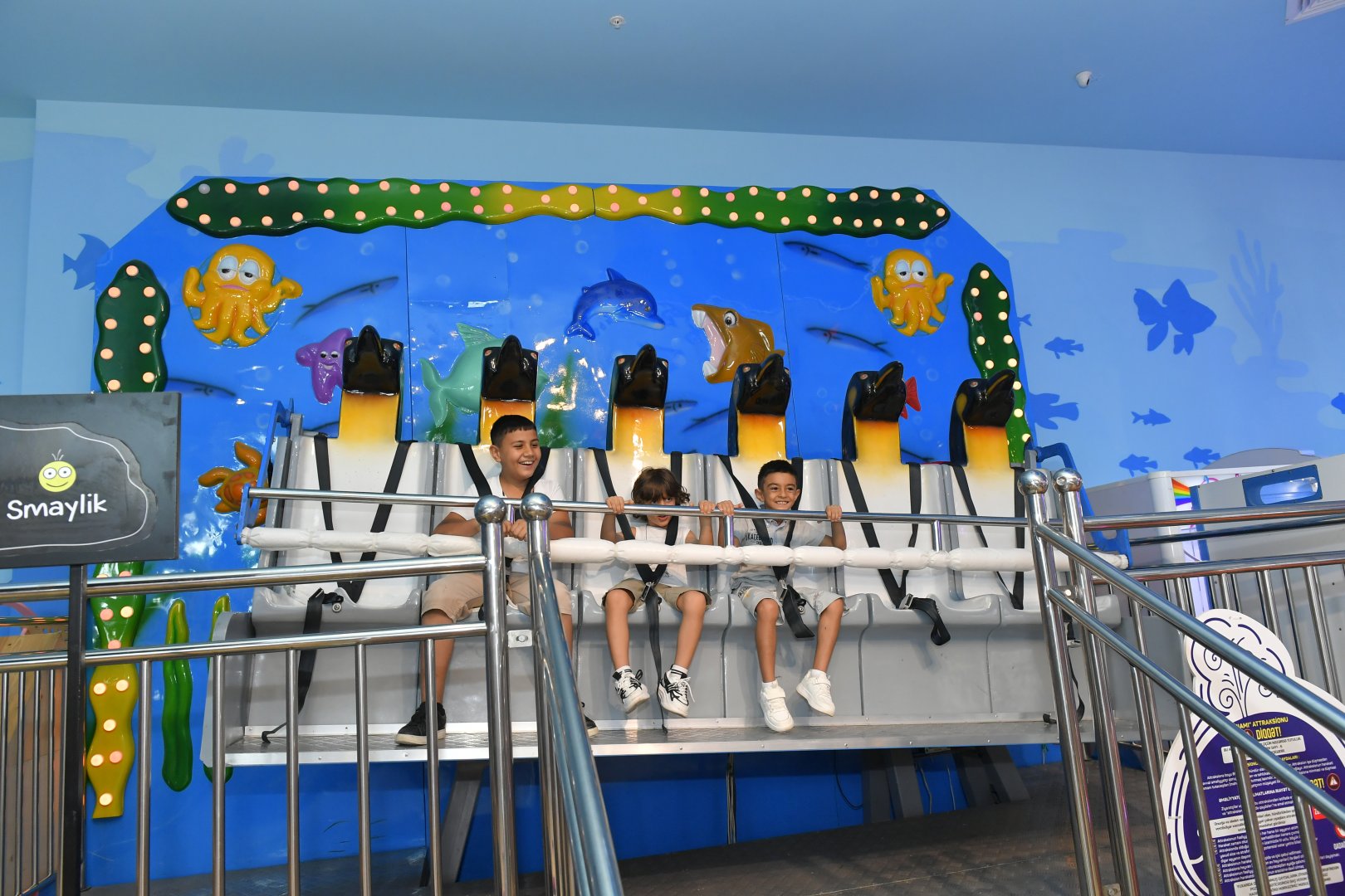 Heydar Aliyev Foundation organizes events for martyrs' children (PHOTO)