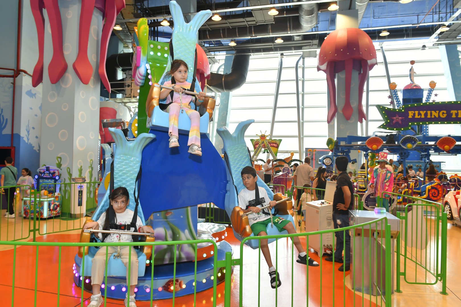 Heydar Aliyev Foundation organizes events for martyrs' children (PHOTO)