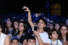 В парке Центра Гейдара Алиева состоялся заключительный концерт "Летнего фестиваля" (ФОТО/ВИДЕО)