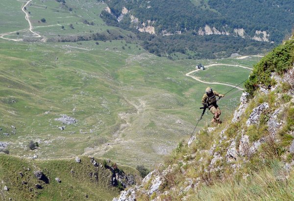 Azerbaijani Navy holds exercise with marine units personnel (VIDEO)