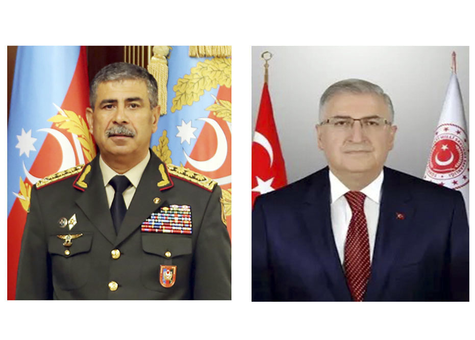 Azerbaijani defense minister congrats Turkish counterpart on Victory Day and Armed Forces Day