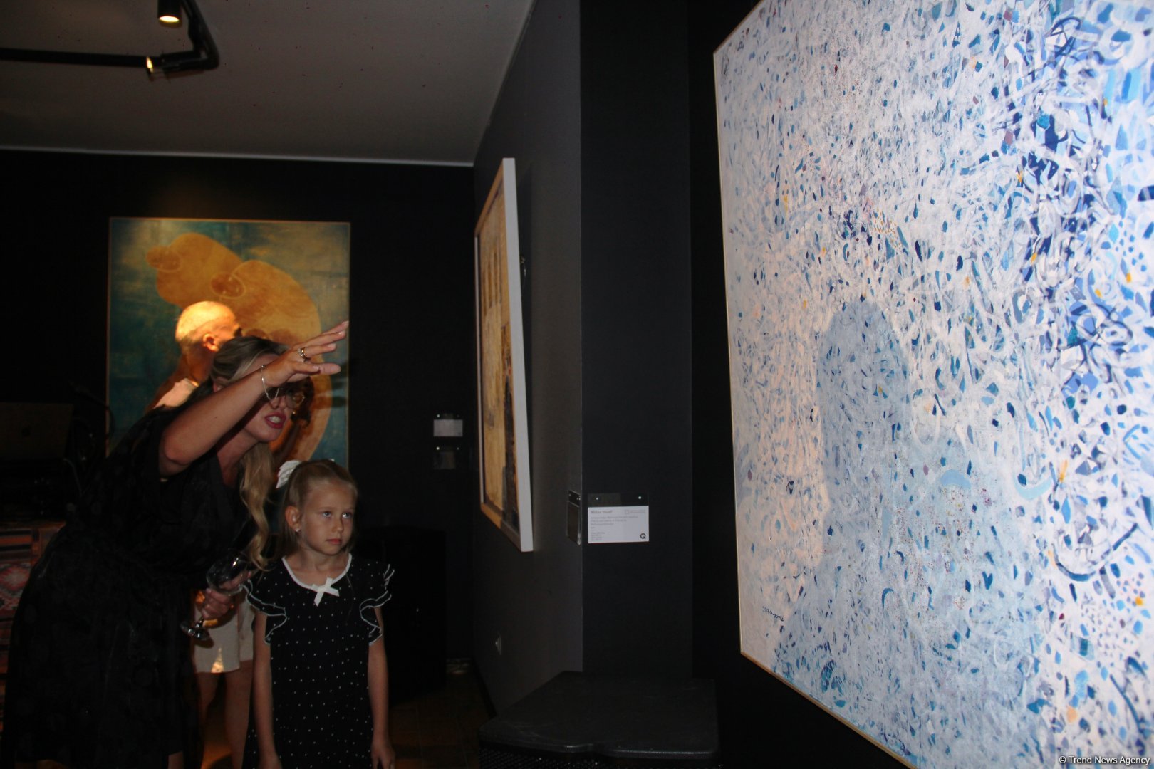 Сотрудничество QGallery и RAK Art Foundation – развитие культуры между Азербайджаном и Бахрейном посредством современного искусства (ФОТО)
