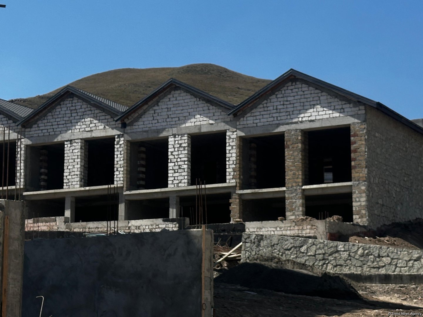 Azerbaijan airs its pre-resettlement plans for Kalbajar's residential complex (PHOTO)