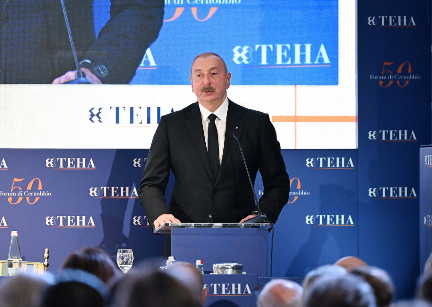 Президент Ильхам Алиев выступил на сессии «Роль Азербайджана в новых геополитических условиях» на Международном форуме Черноббио (ФОТО/ВИДЕО)