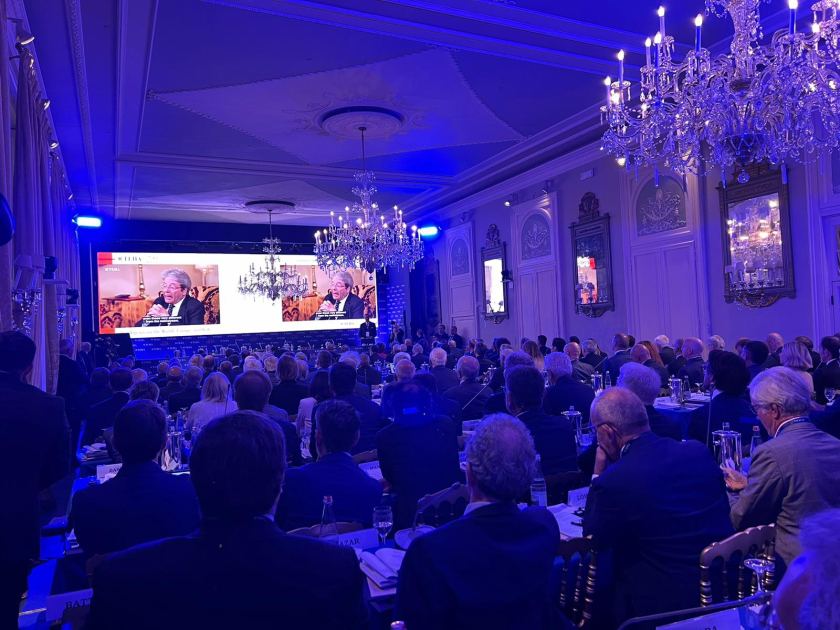 Italy hosts 50th anniversary of Cernobbio Forum (PHOTO)