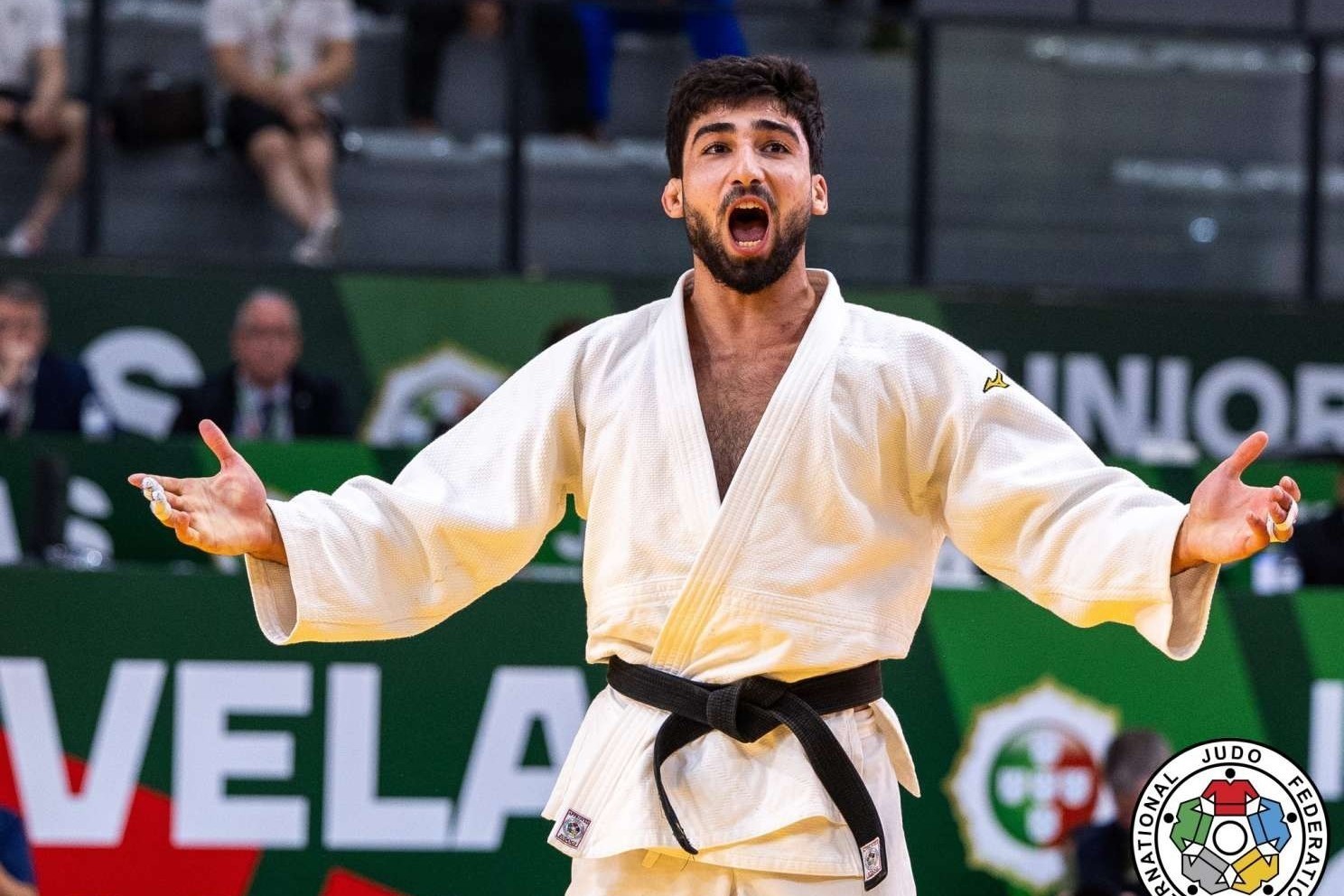 Азербайджанский спортсмен завоевал "золото" ЧЕ по дзюдо