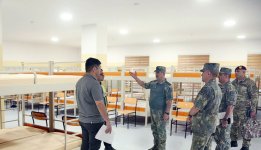 Руководство минобороны Азербайджана встретилось с военнослужащими, несущими службу в направлении условной границы (ФОТО)