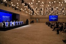 В Баку обсудили новые подходы к развитию местных университетов и НИИ (ФОТО)
