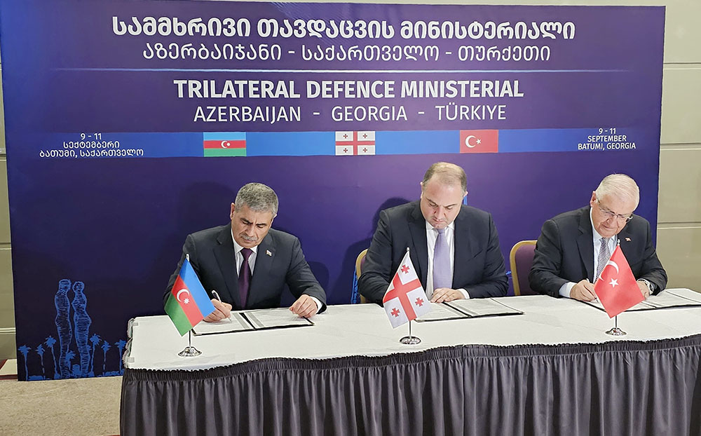 Batumi hosts 11th trilateral meeting of defense ministers of Azerbaijan, Georgia and Türkiye (PHOTO)