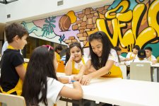 Yelo Bank hosts "Healthy Step to School" event for children (PHOTO)