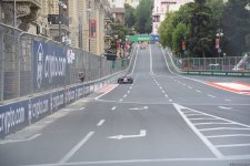 Яркие моменты соревнований "Формулы-1" в Баку (Фоторепортаж)