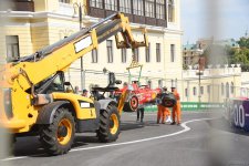 Во время свободных заездов команд на "Формуле-1" в рамках Гран-при Азербайджана 2024 произошла авария (ВИДЕО/ФОТО)