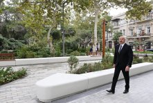 President Ilham Aliyev visits "Khagani" Garden and surrounding areas after improvements and renovations (PHOTO/VIDEO)