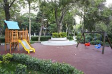 President Ilham Aliyev visits "Khagani" Garden and surrounding areas after improvements and renovations (PHOTO/VIDEO)